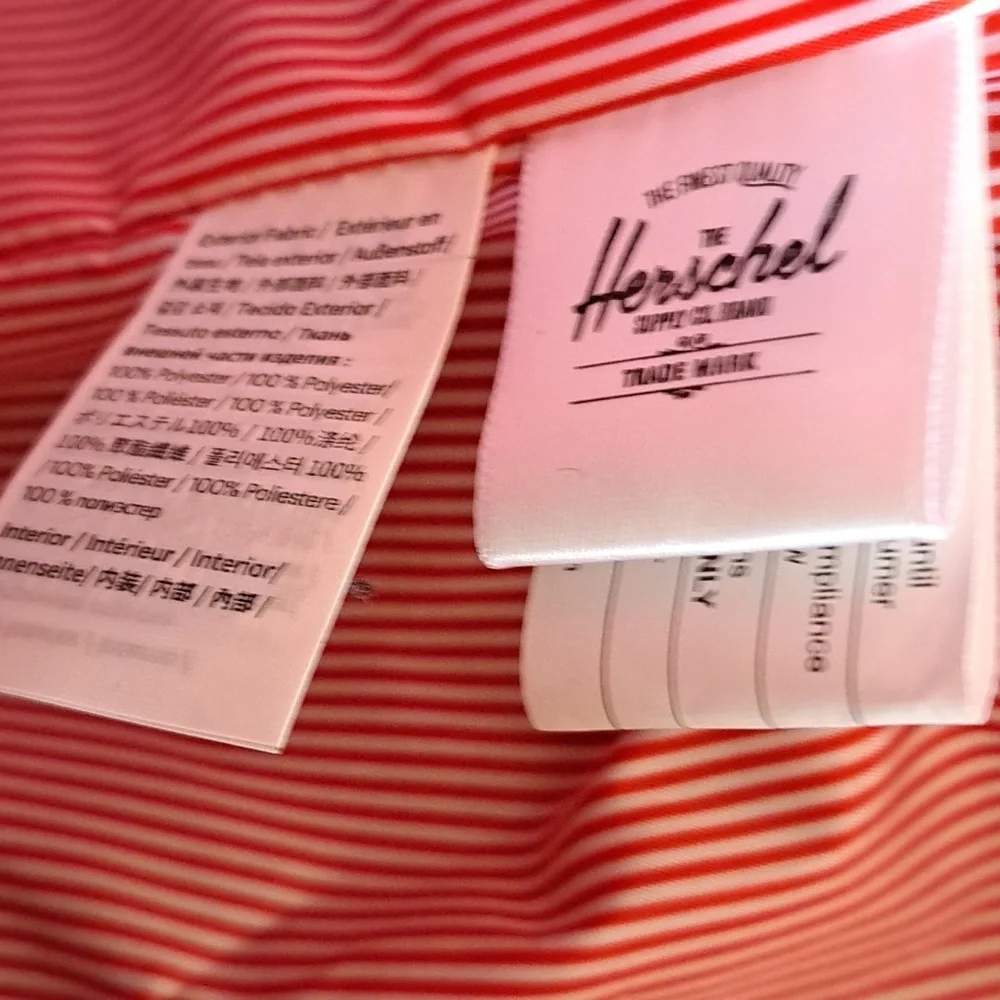 NWOT Herschel Unisex‎ Black Nylon Duffle/Overnight/Travel/Gym Tote Bag Logo